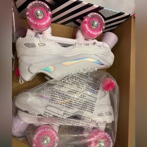 Skechers four wheelers White Roller Skate with Pink Wheels light up